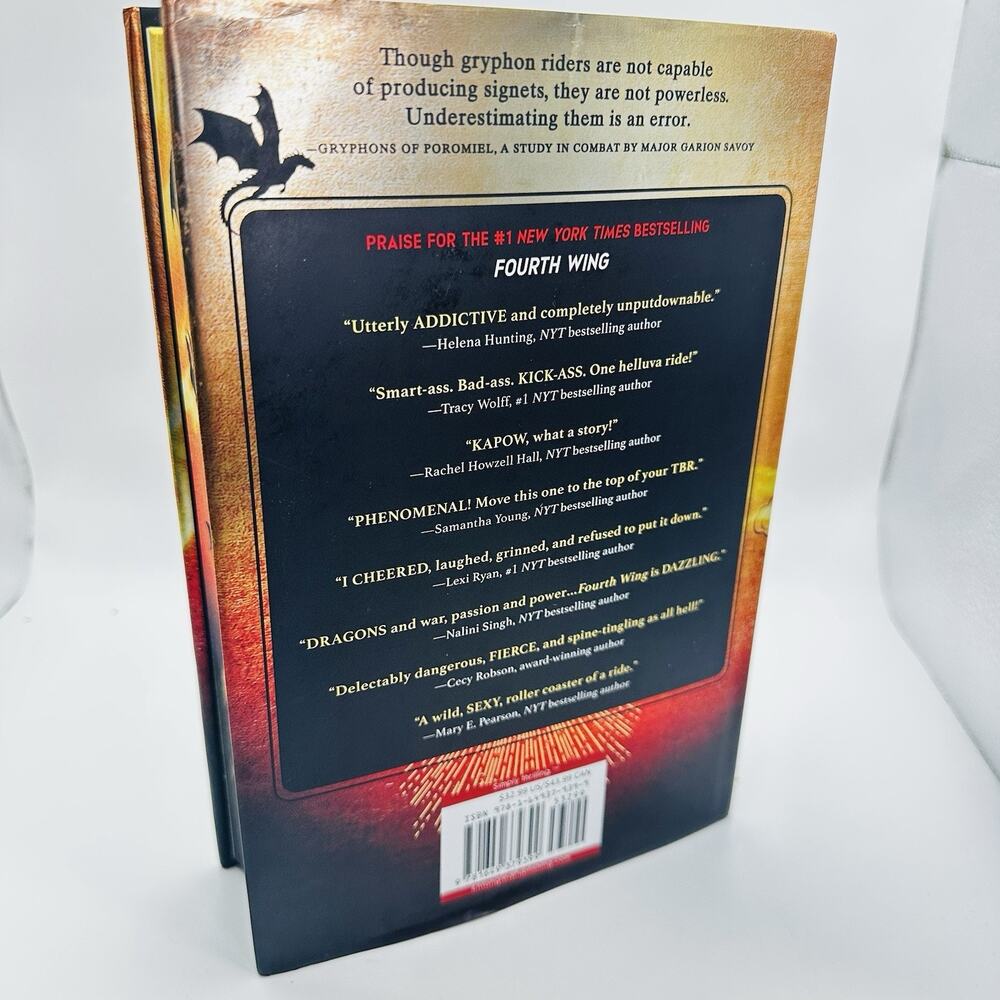 Iron Flame (Wing and Claw Collection) by Rebecca Yarros (2025, Hardcover) - Picture 3 of 5